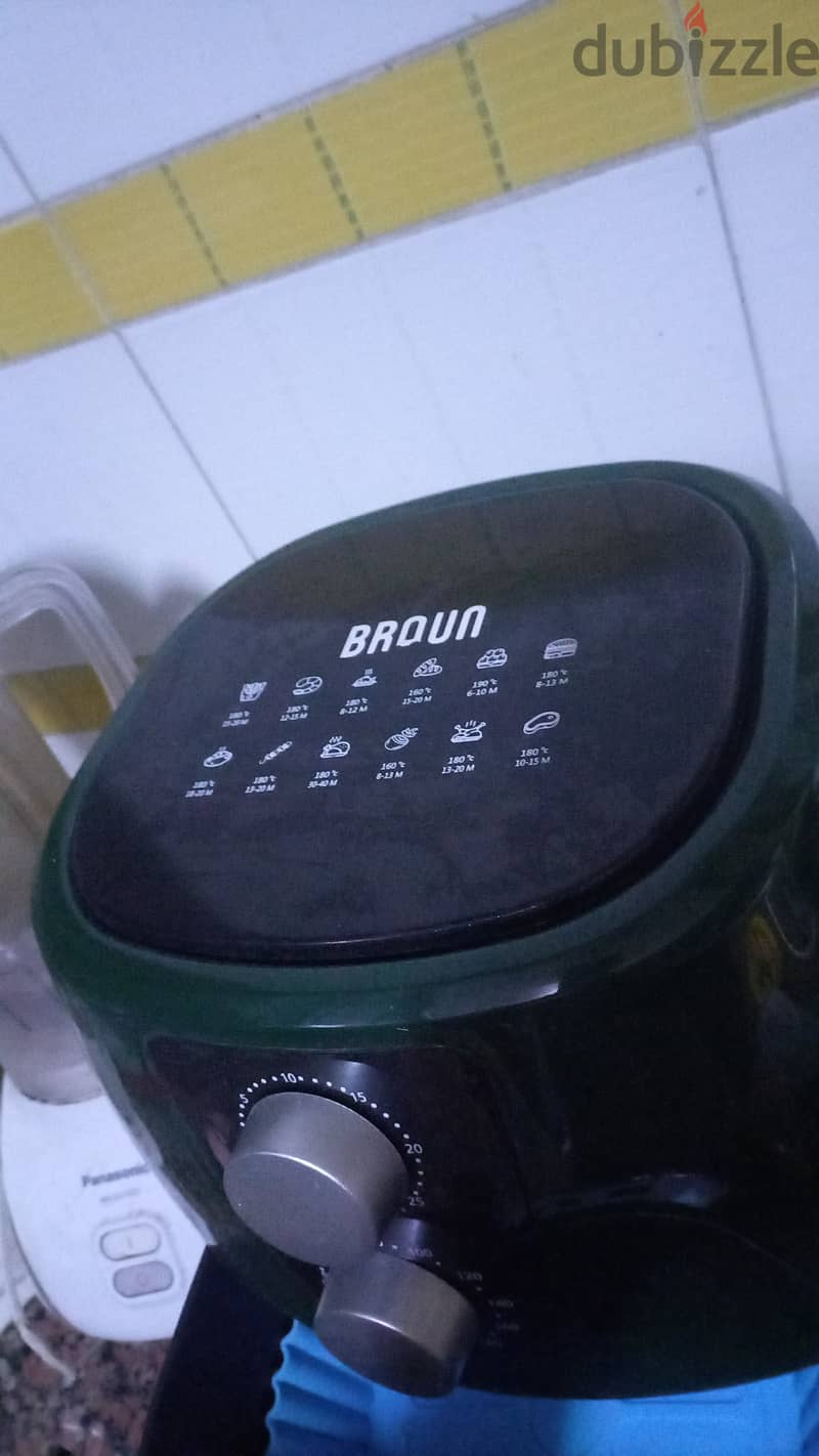 Braun 4