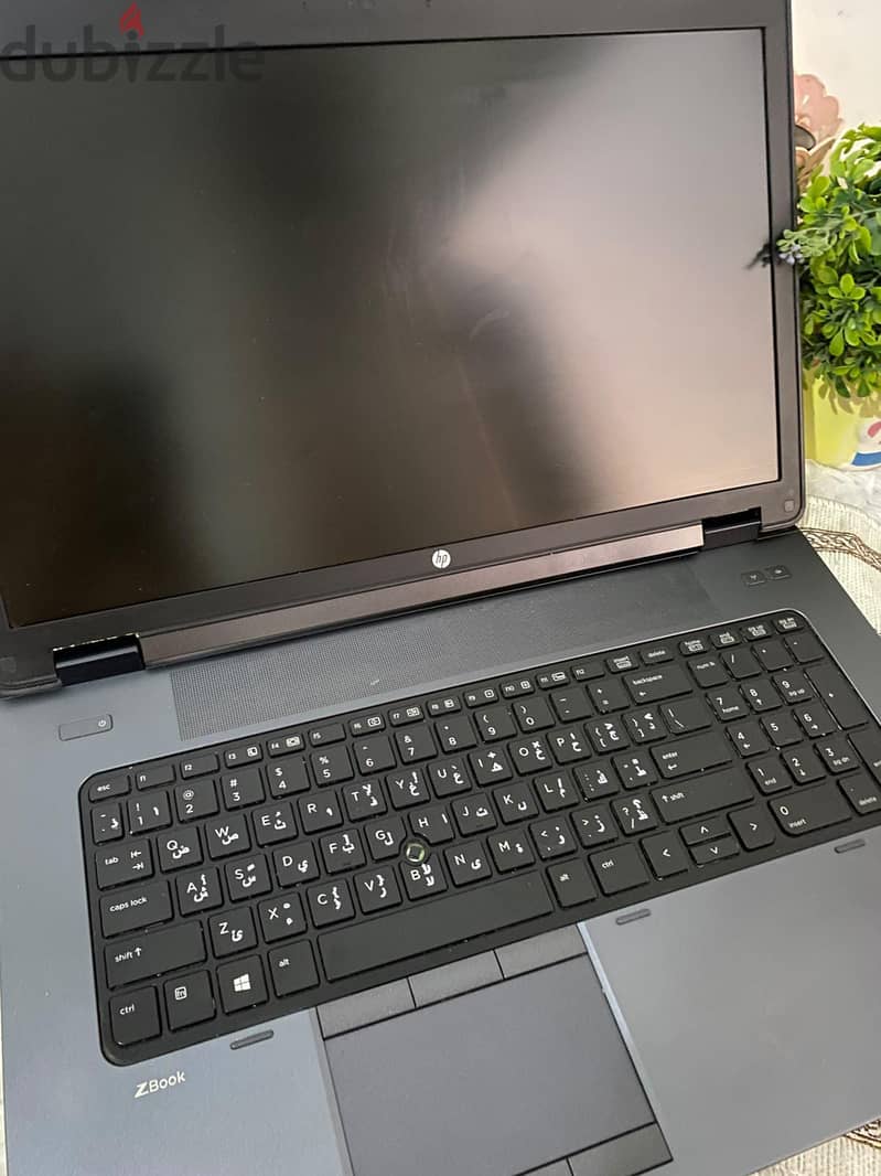 HP ZBook 17 2