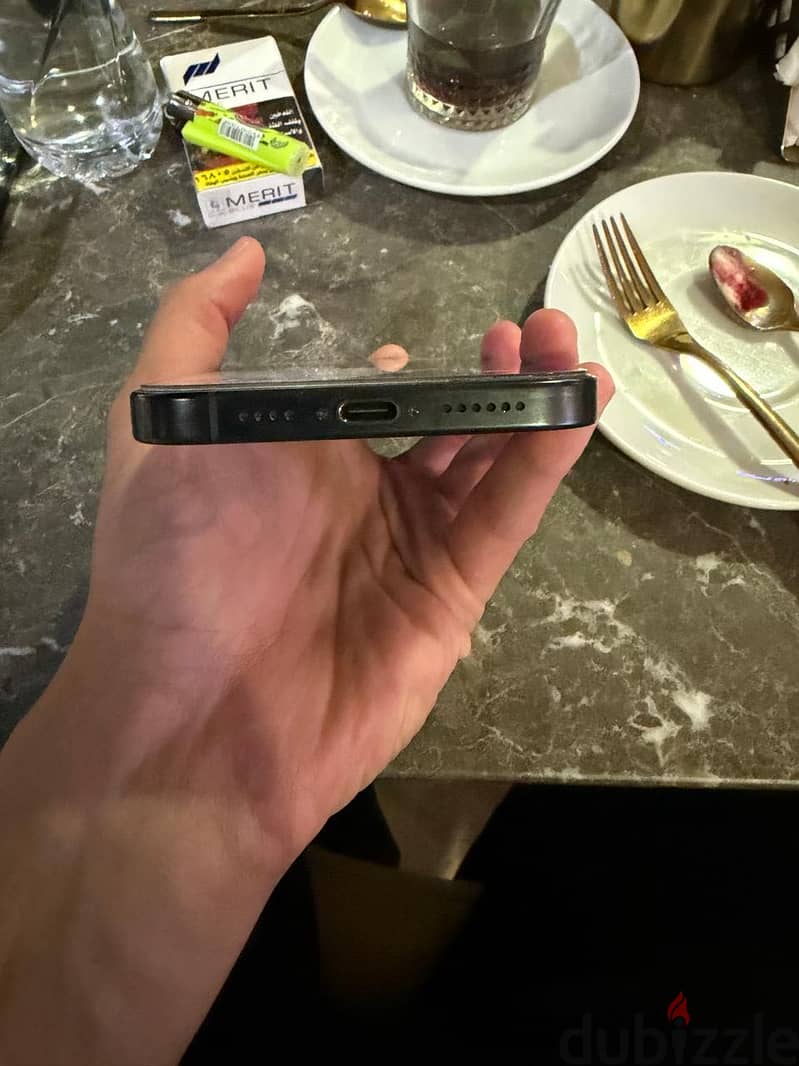 Apple - iPhone 16 Pro Max 2