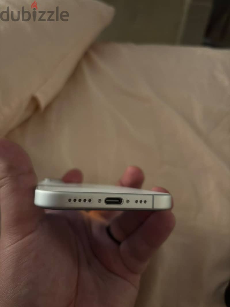 Apple - iPhone 17 2