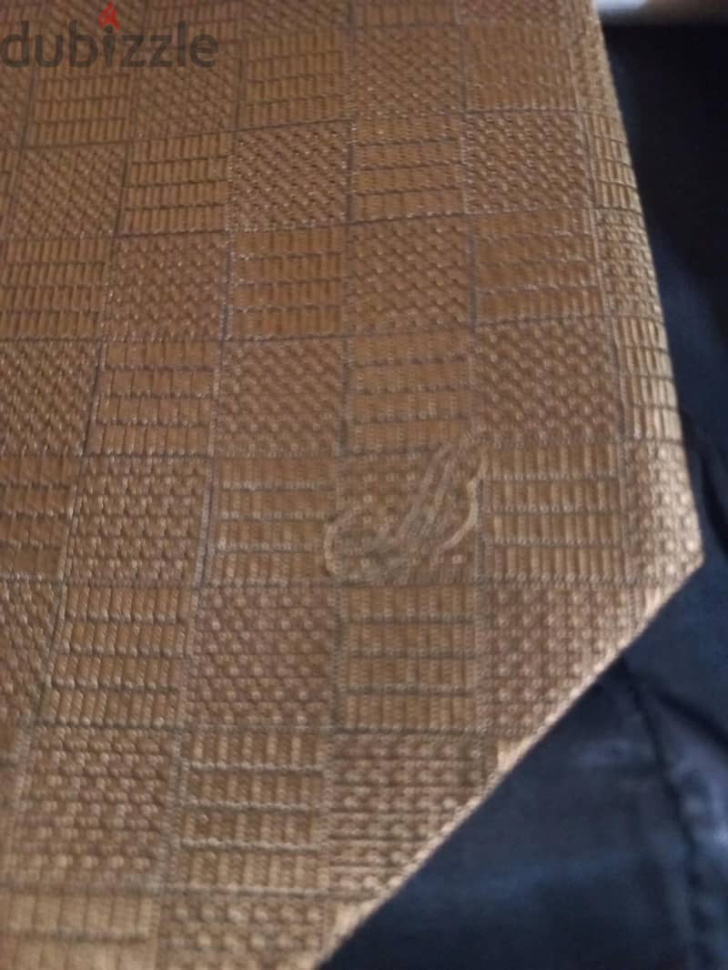 Unique Breguet Tie 1