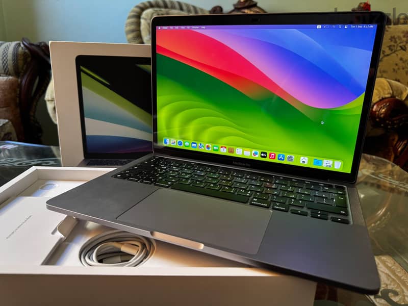 MacBook Pro m2 13.3 inch 1