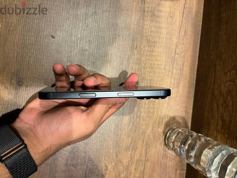 Apple - iPhone 16 9