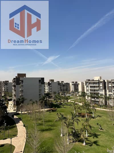 Hotel apartment view garden for rent furnished in Madinaty b12