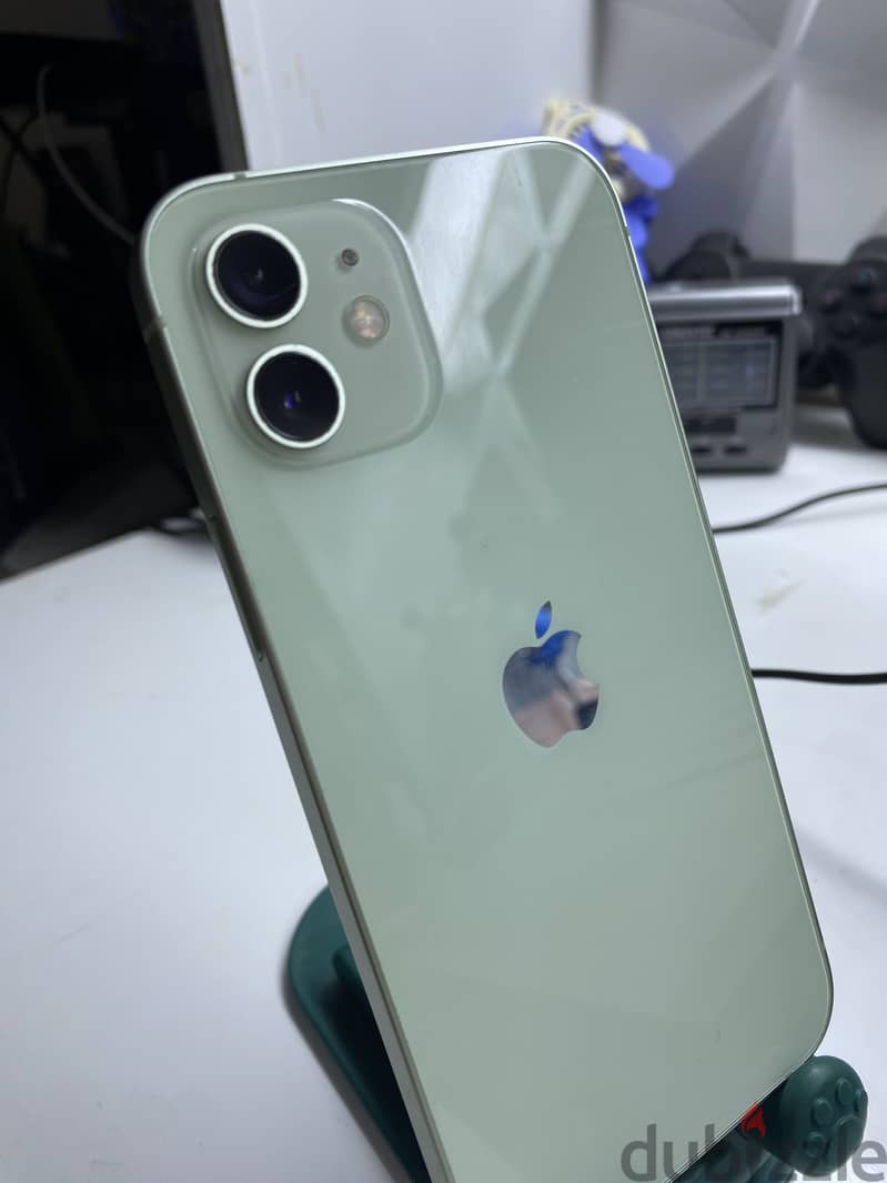 iPhone 12 1