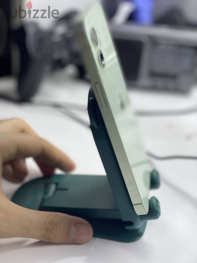 iPhone 12 5