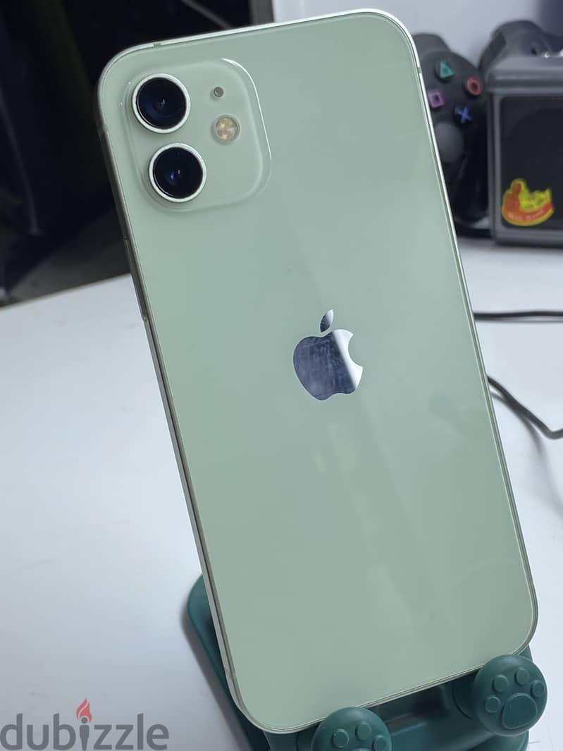 iPhone 12 6
