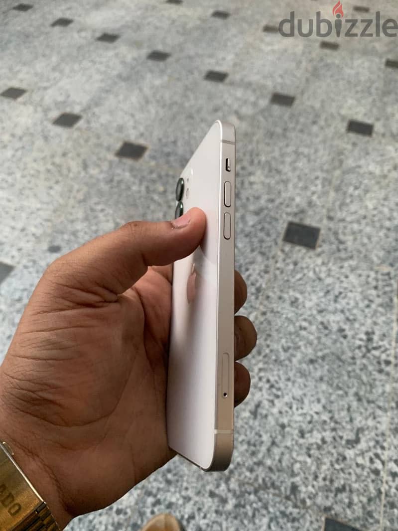 آبل - آيفون 12 1