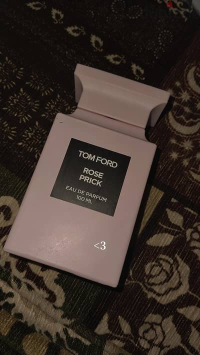 TOMFORD ROSE PRICK
