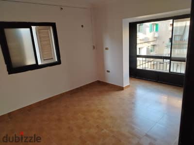 Apartment for rent Nearco 3 rooms, 2 bathrooms Fourth floor Stairs parking for rent residential or administrative