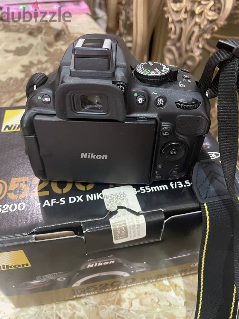 Nikon D5200 1