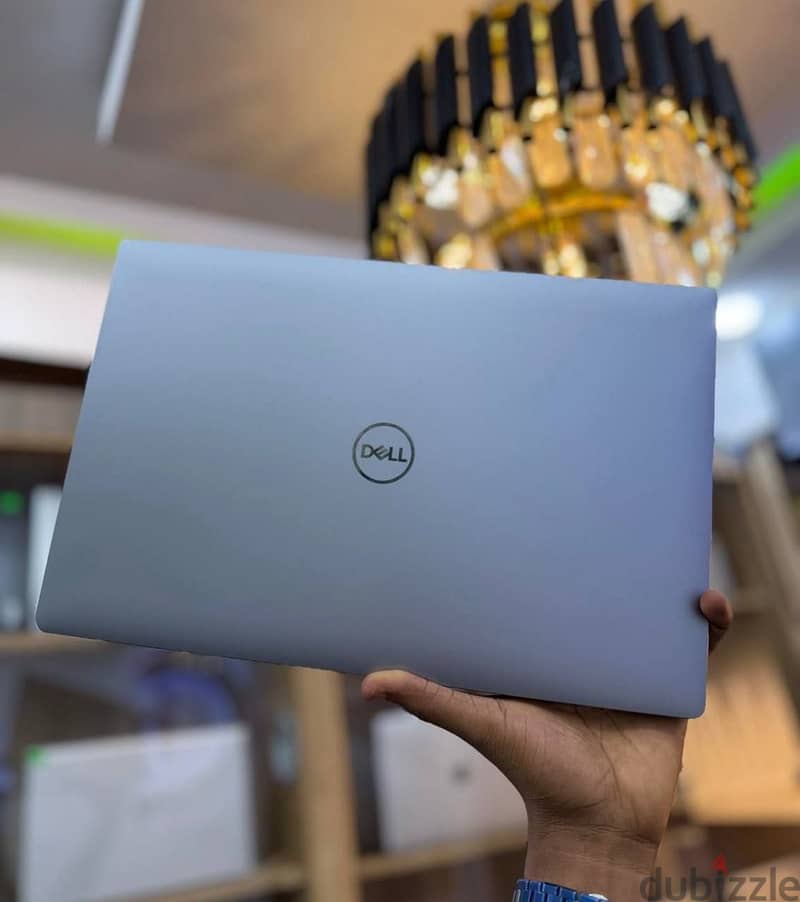 Dell Precision 5540 i9 HK T2000 MaX-Q 1