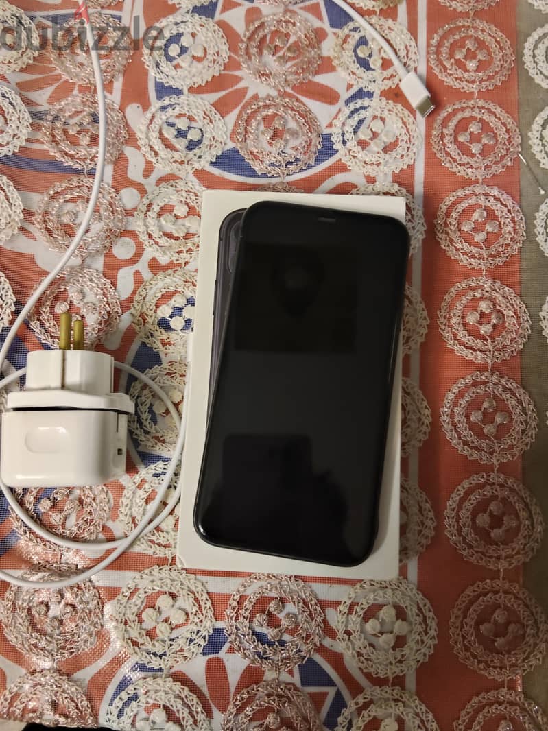 Apple - iPhone 11 3