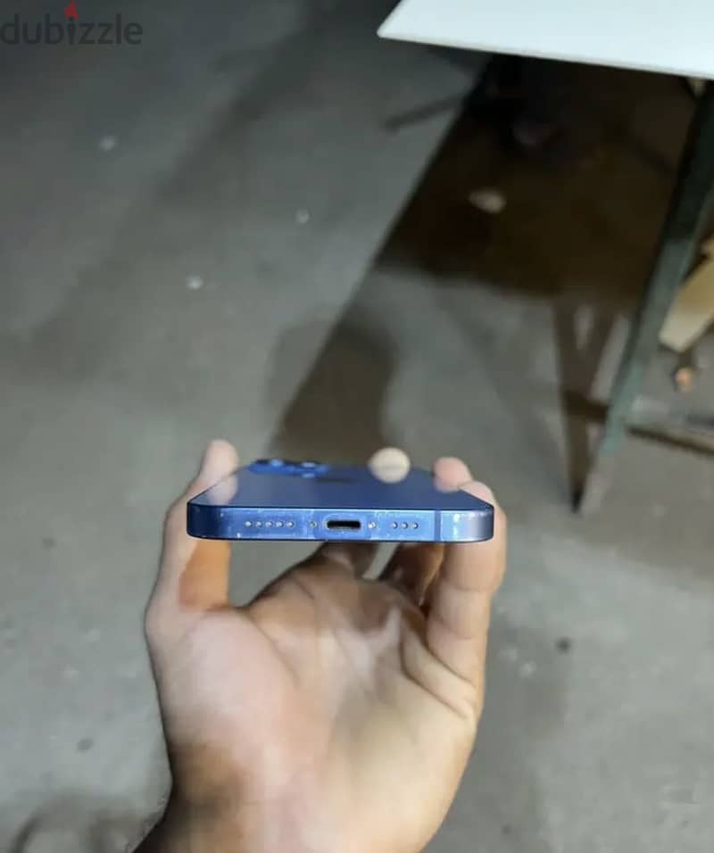 Apple - iPhone 13 2
