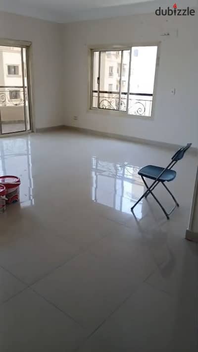 Apartment for rent first paint super lux. Near Al-Tas'een Street, Al-Banafsaj Buildings