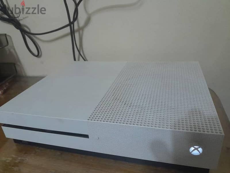 Xbox one S 500G 1
