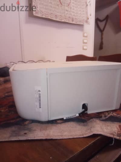 printer HP حاله ممتازه استخدام اسبوع محتاجه حبر بس مطلوب فيها2500