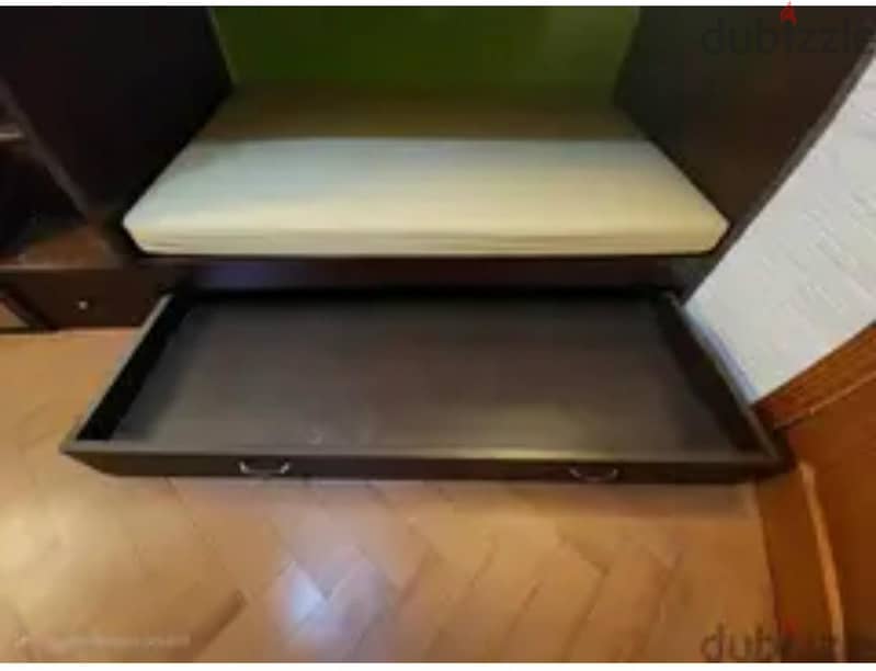 سرير بدورين 1