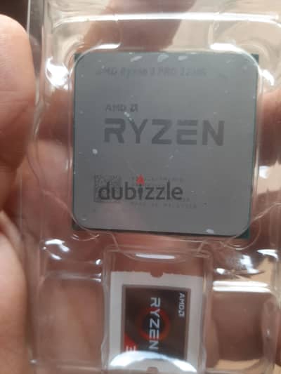 معالج Ryzan 3 pro 2200G