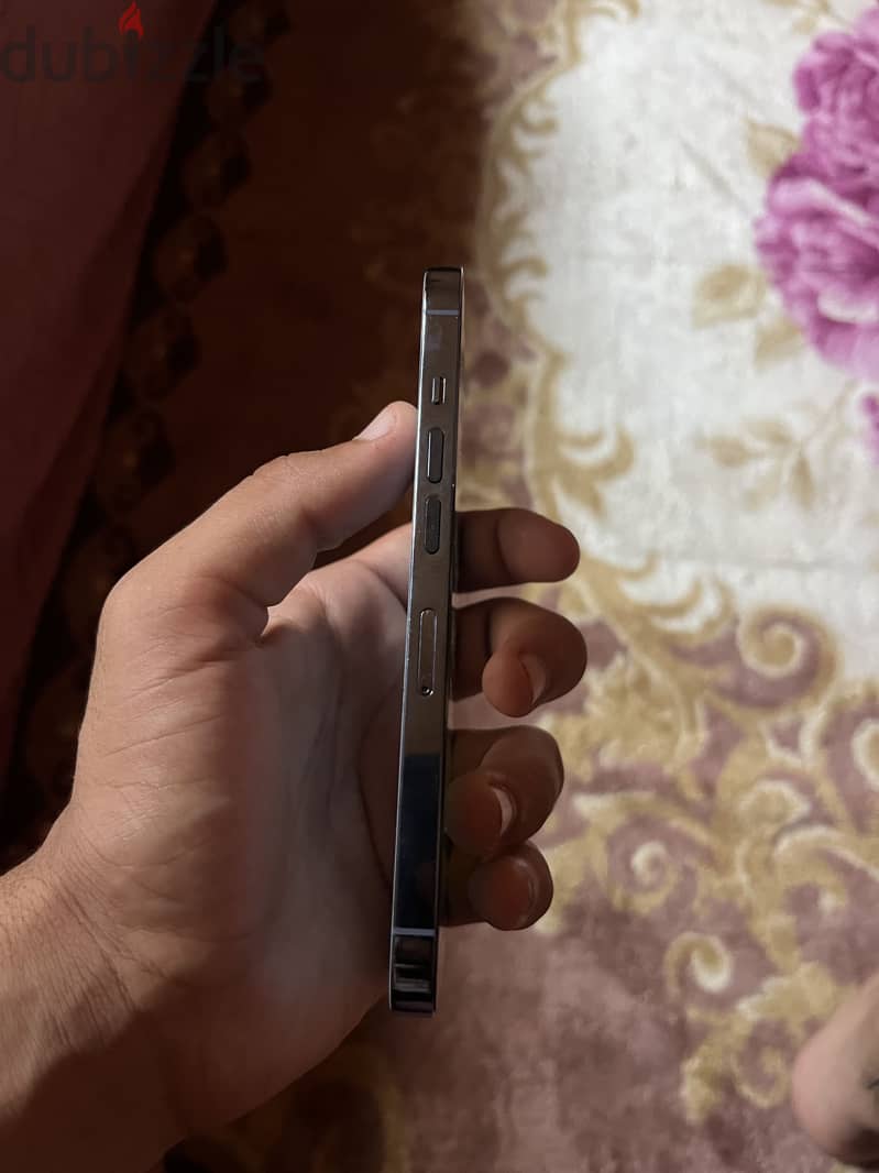 آبل - آيفون 13 برو 1