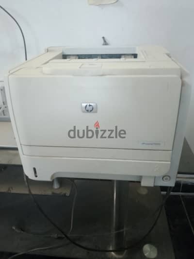 طابعة بحالة ممتازة laserjet 2035