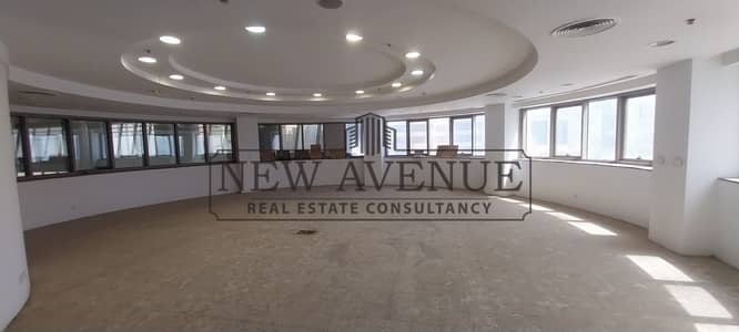 Ready to move fully finished with Ac’s  building 17,000 meter in Bank street New Cairo