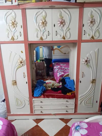مدينة الاحلام الزاوية الحمراء