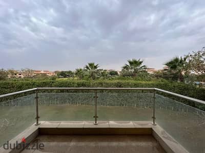 Fully furnished villa for rent with a golf view, featuring 4 bedrooms and ultra-super-lux finishes. Fully furnished villa for rent with a golf view, fe