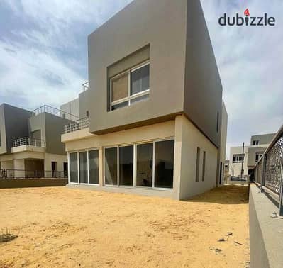 For Sale Villa in Etapa View Landscape Next To El Patio Zahraa
