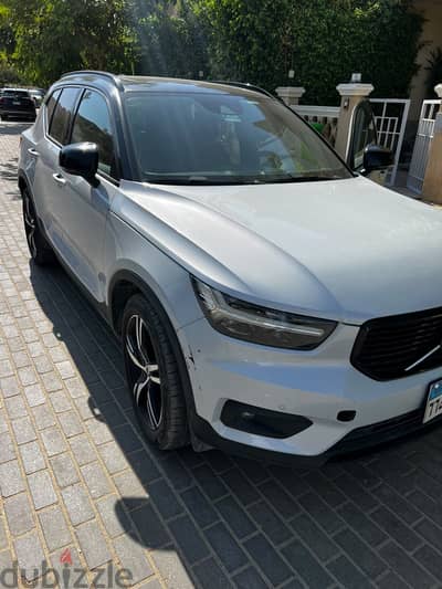 Volvo XC40 2021