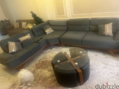 للبيع ركنه زان اصلي مع التربيزه رابعيه حاله ممتازه