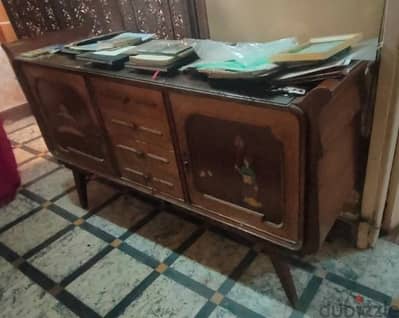 بوفيه انتيك صناعة الستينات