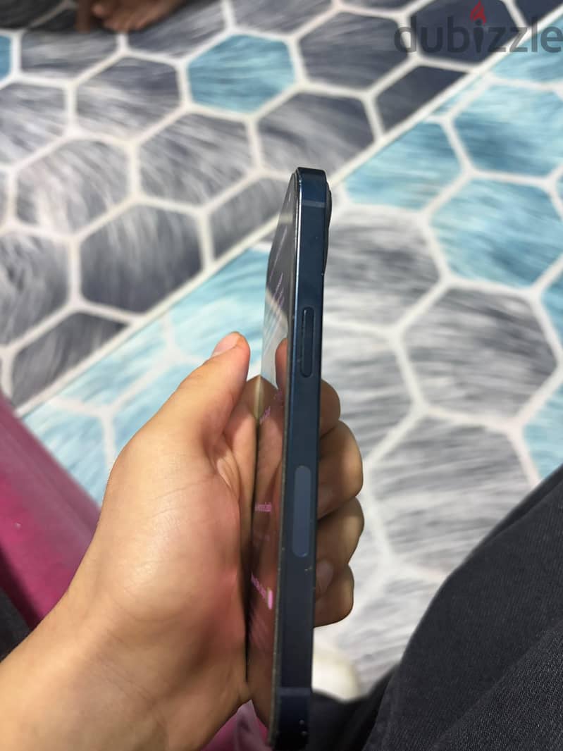 Apple - iPhone 13 2