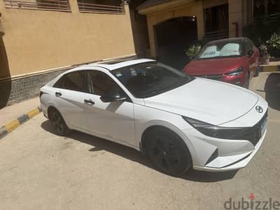 Hyundai Elantra 2021