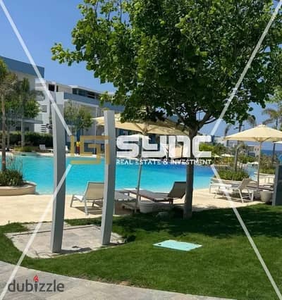 شاليه للبيع في فوكة باي راس الحكمة الساحل الشمالي الصف الأول على البحر مع إطلالة على البحر وشاطئ خاص وأثاث فاخر و2 غرفة نوم و3 حمامات