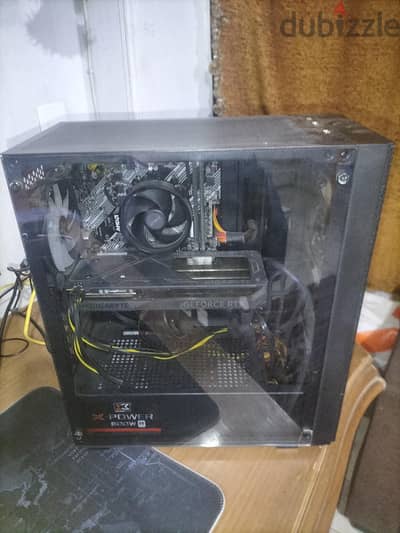 Selling my gaming PC in excellent condition.