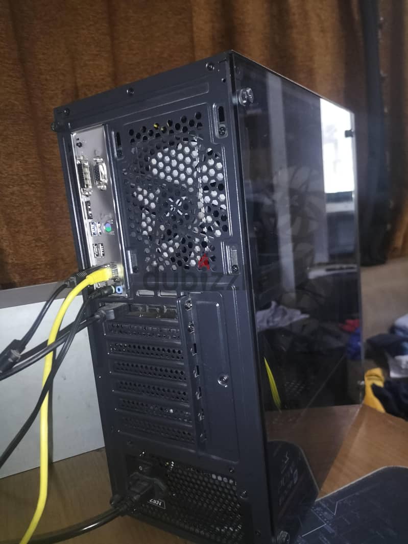 Selling my gaming PC in excellent condition. 2