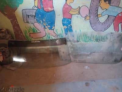 برابيز امامى خلع  بحاله جيده بدون خدوش نهائى 128 و127 اتنين زجاج امامى