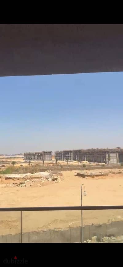 For rent in Madinaty, an apartment with an area of 142 meters in B15