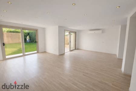 Apartment for sale finished with garden in Beverly