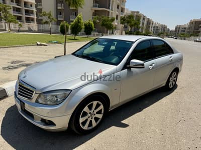 Mercedes-Benz C180 2011