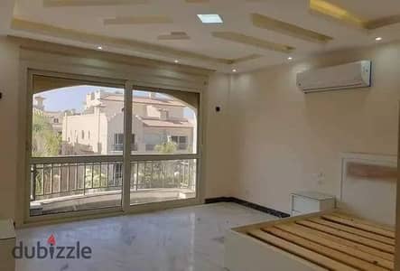 فيلا تاون هاوس كورنر بخصم 50 % من سعرها في افضل مرحلة امام بوابات الشروق بجوار مدينتي علي طريق السويس في سراي