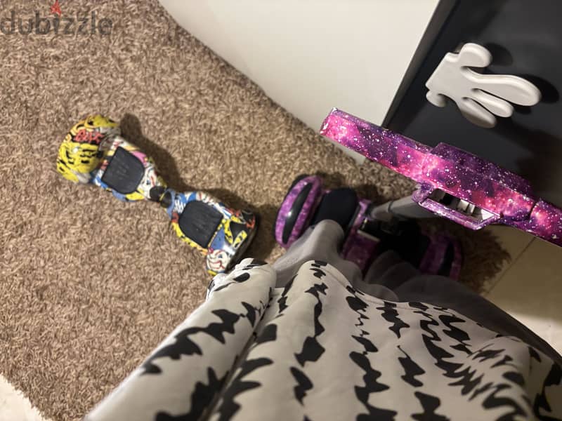 2 Hoverboards no battery 1