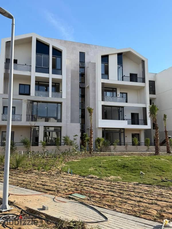 Apartment ready for living with a special view in SODIC Sheikh Zayed