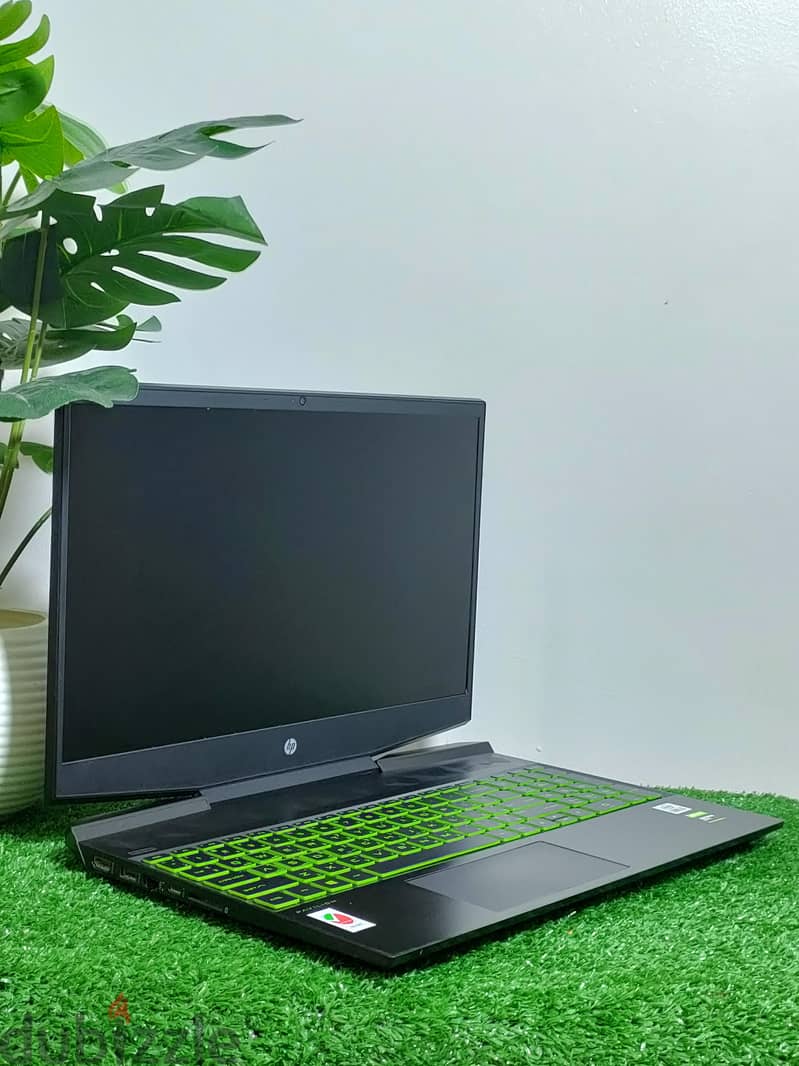 HP PAVILION GAMING 15 1