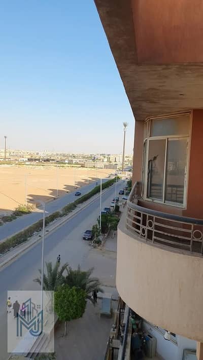 للبيع شقه في جاردينيا الشمس  التوسعات الشماليه محور جمال عبد الناصر قريبه من مول العرب ونادي الصيد ومحطه المونوريل الجديده خلف الممشي