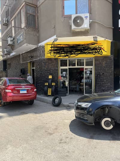 محل تجاري ٦٥ متر ناصية