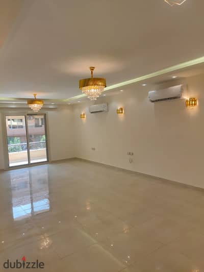 Apartment for rent in Al-Khamail, third phase, furnished with kitchen, air conditioning, heaters, and chandeliers