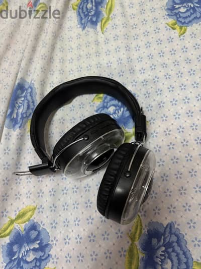 JBL headphone