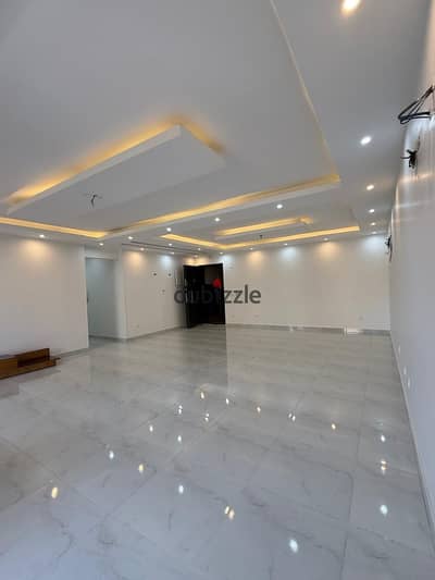 Apartment for rent in the third phase in Al Khamael Compound, Sheikh Zayed